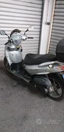 SYM HD 200
