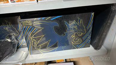 Ultra premium charizard fiamme spettrali