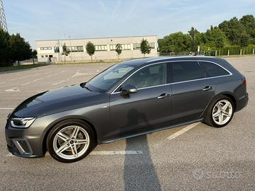 Audi A4 2.0 163 CV SLINE BLACK EDITION