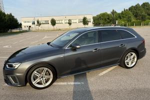 Audi A4 2.0 163 CV SLINE BLACK EDITION