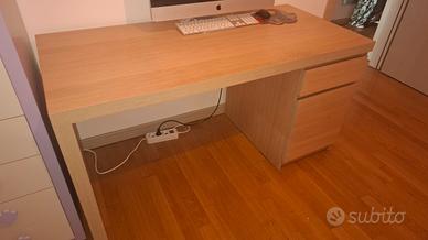 Scrivania in legno 65x140 Ikea Malm