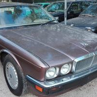 ricambi jaguar xj40