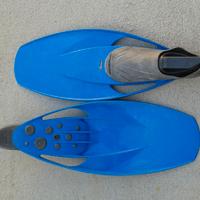 Pinne da mare o piscina, lunghe-veloci  e corte.