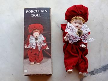 Bambola di porcellana 