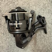 Mulinello Okuma Atomic Carp ATC-7000 - Nuovo