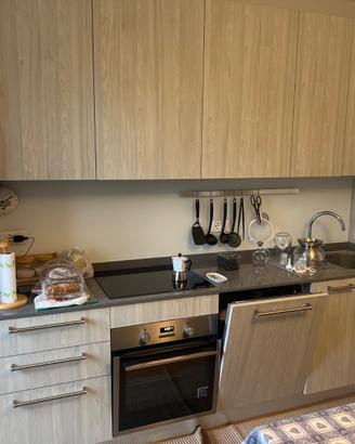 Cucina completa di tutto