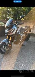 HONDA X-ADV 750