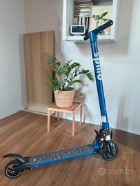 Monopattino elettrico. The One Spillo 
