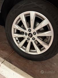 Quattro cerchi in lega e gomme audi q3 sp