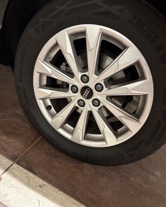 Quattro cerchi in lega e gomme audi q3 sp