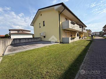 3 LOCALI A ROVIGO