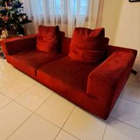 Divano lineare ARKETIPO - colore rosso carminio