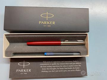 Penna stilografica Parker colore amaranto acciaio