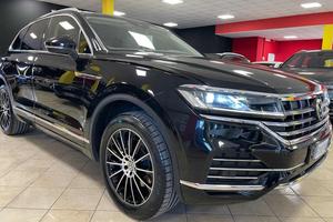 VOLKSWAGEN Touareg 3.0 V6 TDI 286 CV*TETTO/PELLE
