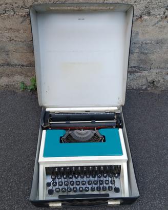 Macchina da scrivere 1970 Underwood 310
