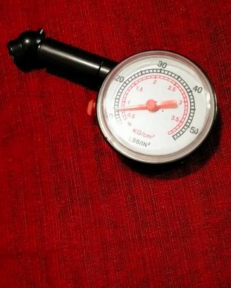 manometro pressione gomme 