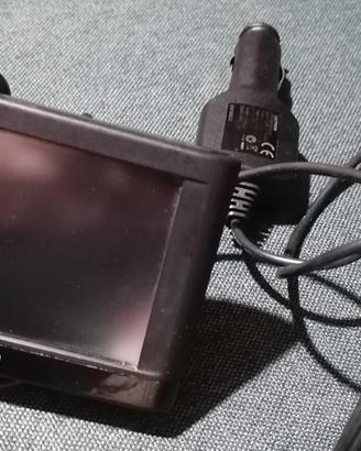 navigatore Garmin per auto 