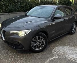 Alfa Romeo Stelvio 2.2 Turbodiesel 160 CV AT8 RWD 