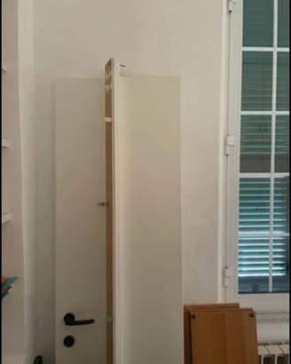 Porta a libro bianca gratis