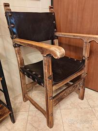 sedia dei frati  in cuoio L 56 x 50 x H 1.m