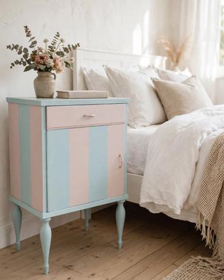 Comodino shabby chic