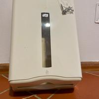 Dispenser porta asciugamani di carta  piegati a V