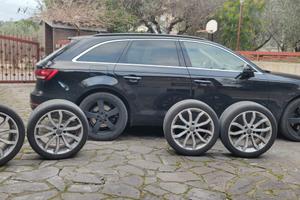 Audi A4 Avant g-tron 2.0 TFSI design Station wagon