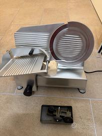 Affettatrice elettrica 