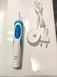 Oral b vitality spazzolino elettrico