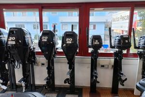 FUORI TUTTO ULTIMI MOTORI MERCURI Mercury