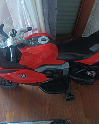 moto BMW bambino 