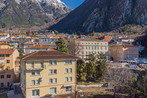 PANORAMICO ATTICO DALLE GENEROSE METRATURE - GE...