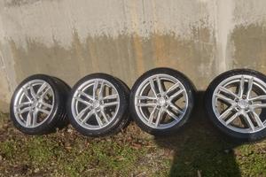 Cerchi in lega 17 pollici + pneumatici