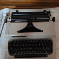 macchina da scrivere vintage