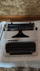 macchina da scrivere vintage