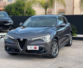 Alfa Romeo Stelvio 2.2 Turbodiesel 150 CV AT8 RWD 