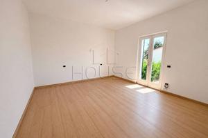 Appartamento di 129 m² con 5 locali e box auto a M