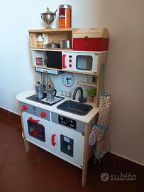 Cucina in legno per bambini