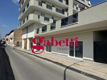Negozio San Nicola la Strada [Cod. rif 3322390ACG]