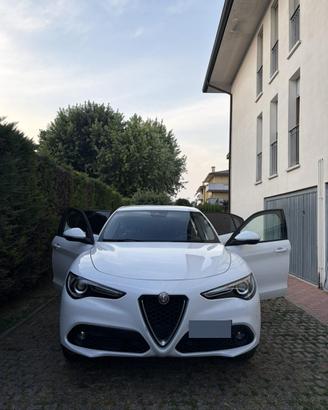 Alfa Romeo Stelvio 2.2 220CV Q4 AT8 | 76.100 Km