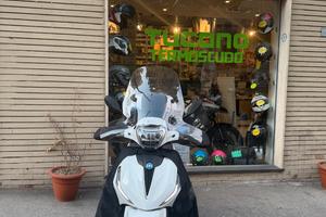 Piaggio Beverly 400 i.e.