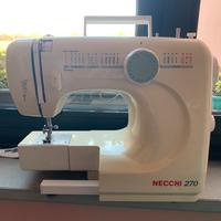 Macchina da cucire Necchi