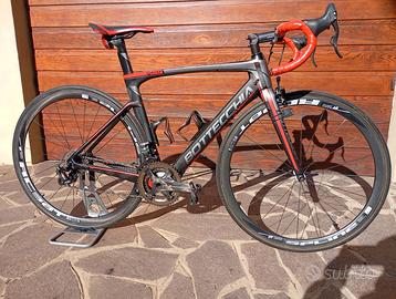 bici da corsa con cambio elettronico