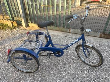 Bicicletta a tre ruote