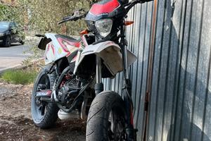 beta rr50 track