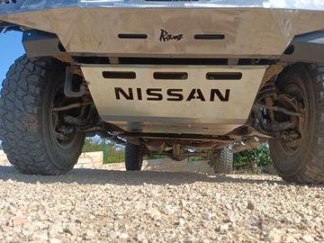 PARAMOTORE E PARATIRANTERIA PER NISSAN NAVARA D40