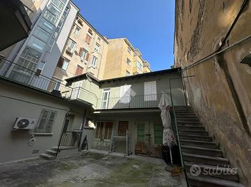 2 LOCALI A TRIESTE