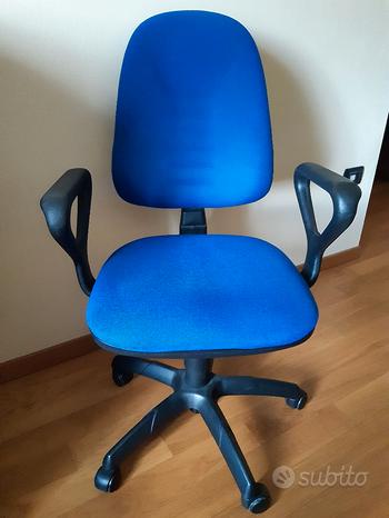 Sedia ufficio con braccioli