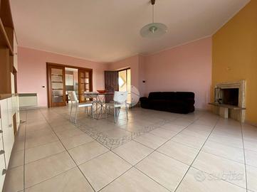 3 LOCALI A MAGLIANO SABINA