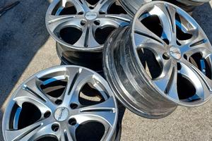 CERCHI IN LEGA DA 16" PER MERCEDES BENZ